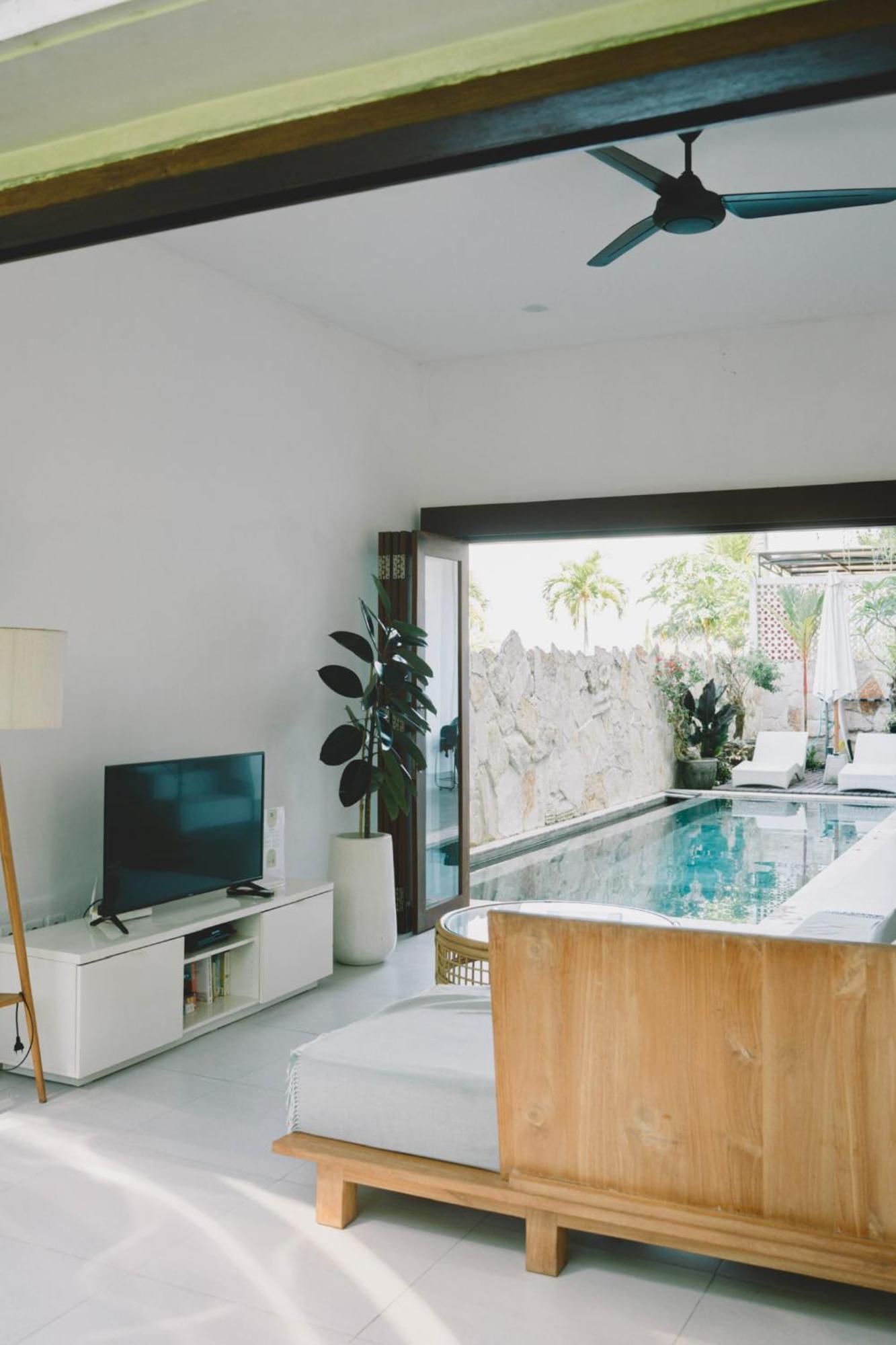 Three Palms Surf & Stay Medewi Airsatang Экстерьер фото